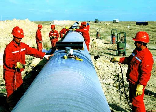 IPN8710飲水防腐管道施工現場